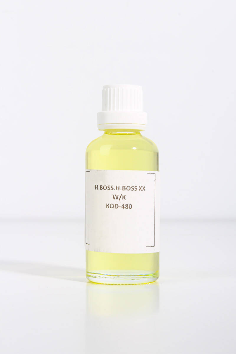 Hug 480 XX Kadın Parfüm Esansı 50GR - 1