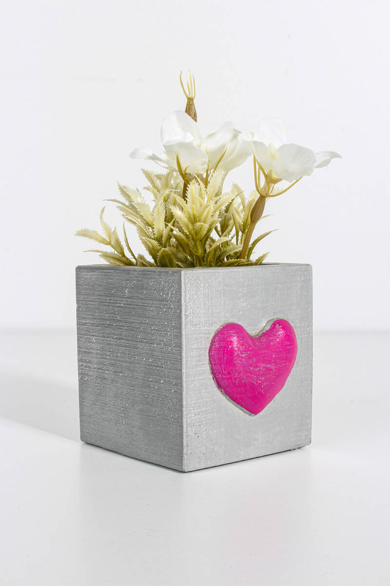 Kalp Detaylı Kare Sukulent Beton Taş Tozu Silikon Kalıbı KHB18 - 2