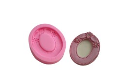 Oval Çiçekli Çerçeve Silikon Kalıbı ÇE-27 - 