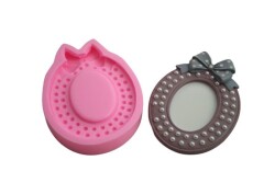 Oval Puantiyeli Fiyonklu Çerçeve Silikon Kalıbı ÇE-19 - 